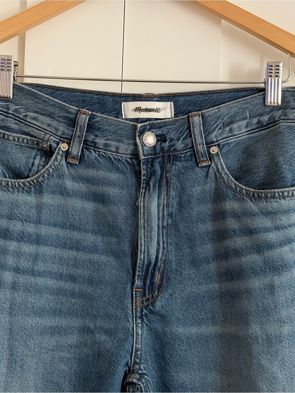 NWOT Madewell The Low-Slung Baggy Jean in Airy Denim 27 - Picture 4 of 8